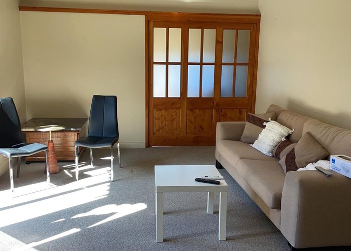  at 9 Tawini Road, Titirangi, Auckland