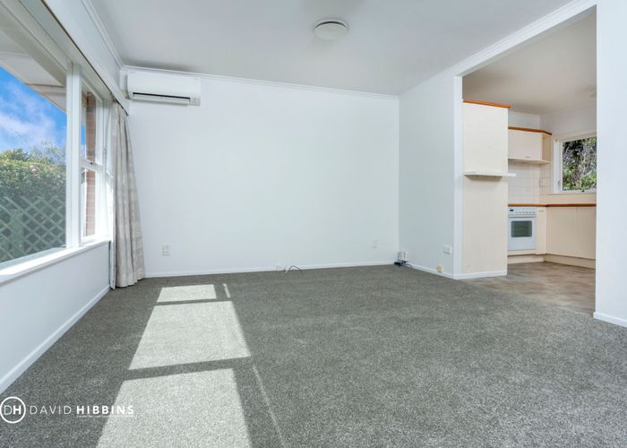  at 1/18 Evelyn Place, Hillcrest, North Shore City, Auckland