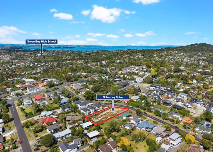  at 5 Routley Drive, Glen Eden, Waitakere City, Auckland