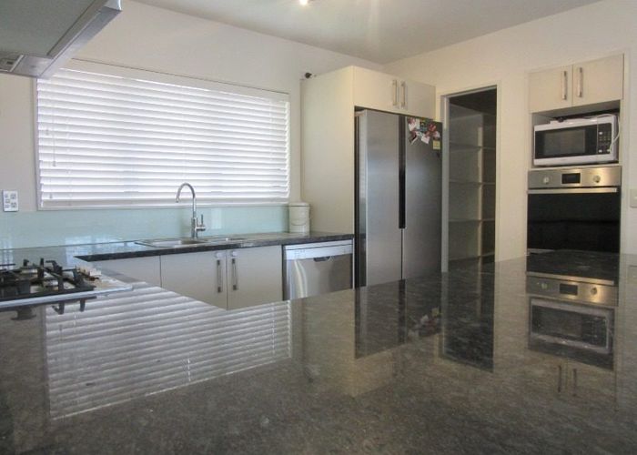  at 3B McLeod Road, Henderson, Waitakere City, Auckland