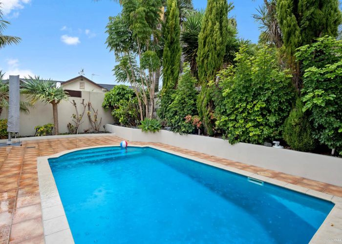  at 9 Seacrest Drive, West Harbour, Auckland