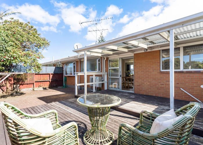  at 8 Rowlands Avenue, Mount Wellington, Auckland City, Auckland