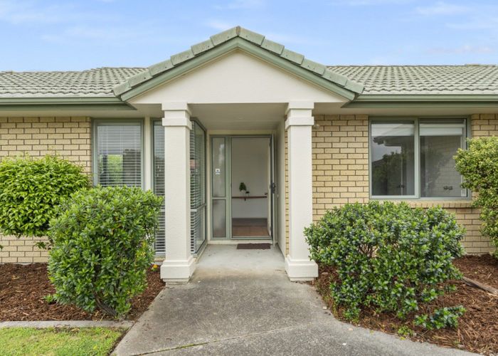  at 1 Caspian Place, Papamoa Beach, Papamoa