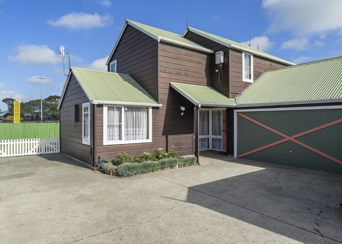  at 23 Moyne Avenue, Milson, Palmerston North