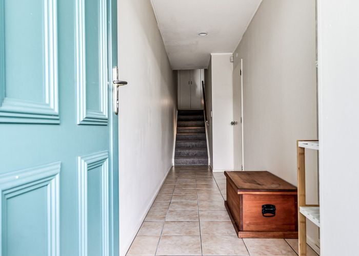  at 3/11 Bryce Lane, Hamilton Central, Hamilton