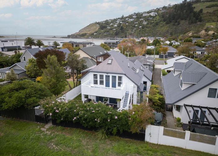  at 2/14 Wakatu Avenue, Redcliffs, Christchurch City, Canterbury