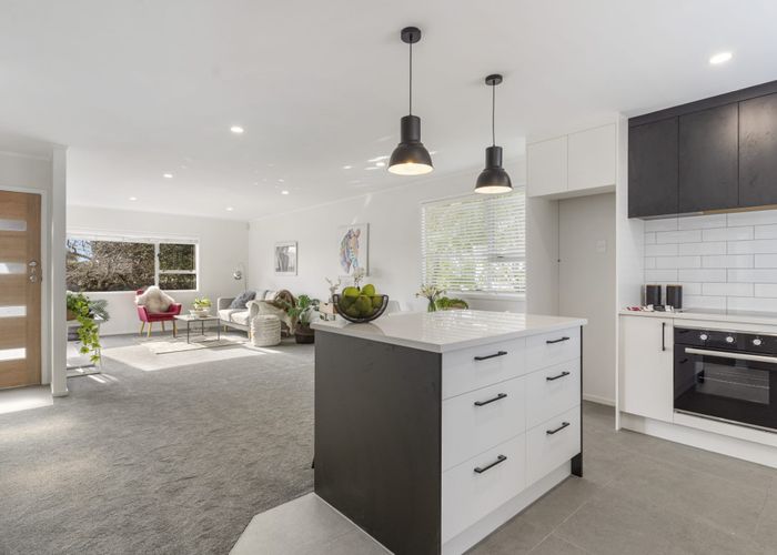 at 30 Matapouri Road, Mangere Bridge, Auckland