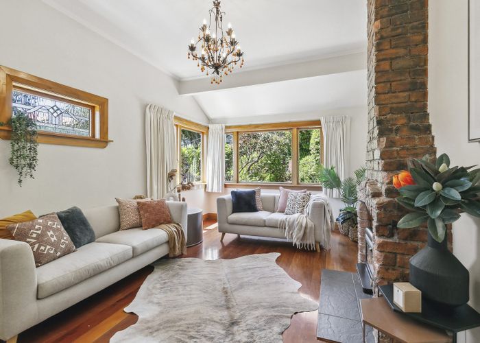  at 40 Hamilton Road, Hataitai, Wellington
