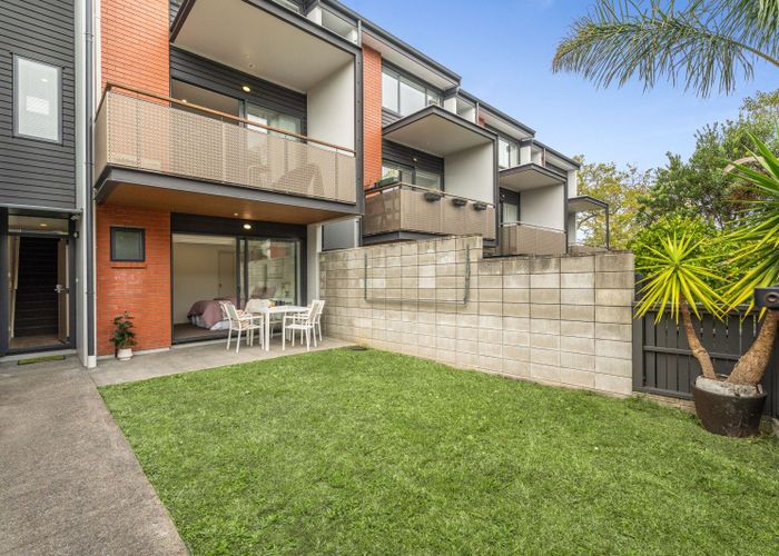  at 12/9 Eastview Road, Glen Innes, Auckland City, Auckland