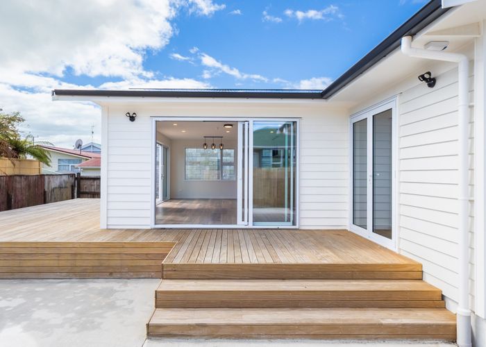  at 43A Donovan Road, Paraparaumu Beach, Kapiti Coast, Wellington