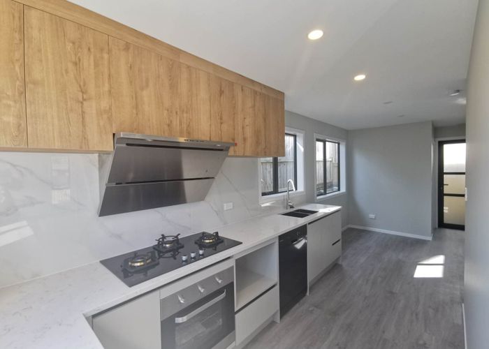  at 13E Windermere Crescent, Blockhouse Bay, Auckland City, Auckland