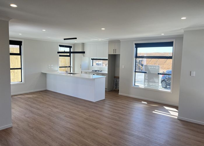  at 17 Scenic Rise, Horsham Downs, Hamilton, Waikato