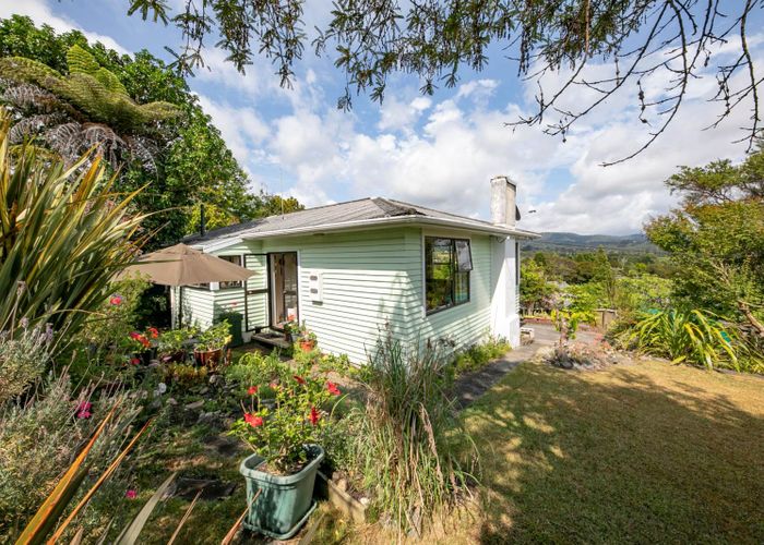  at 182 Glengarry Road, Glen Eden, Auckland