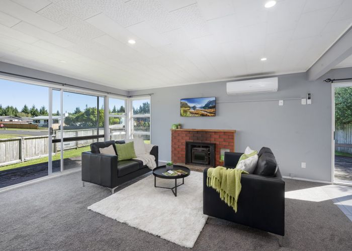  at 2 Adam Place, Mangakakahi, Rotorua