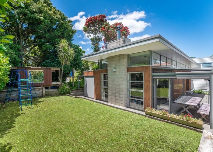  at 2/36 Penney Avenue, Mount Roskill, Auckland City, Auckland