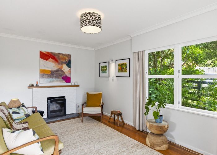 at 33 Forest Road, Raumati South, Kapiti Coast, Wellington
