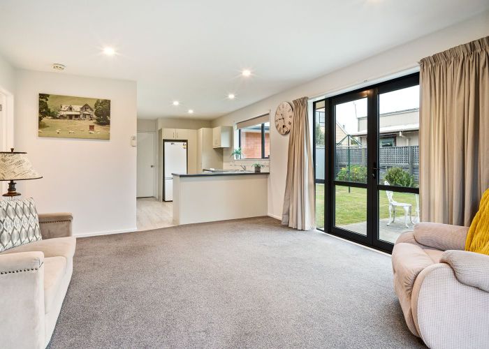  at 22 Clinton Lane, Woolston, Christchurch
