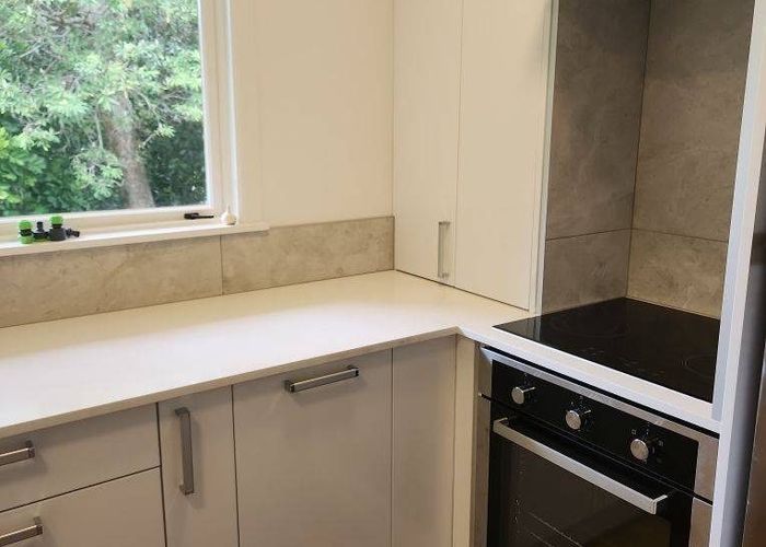  at 24b Dudding Ave, Northcote, North Shore City, Auckland