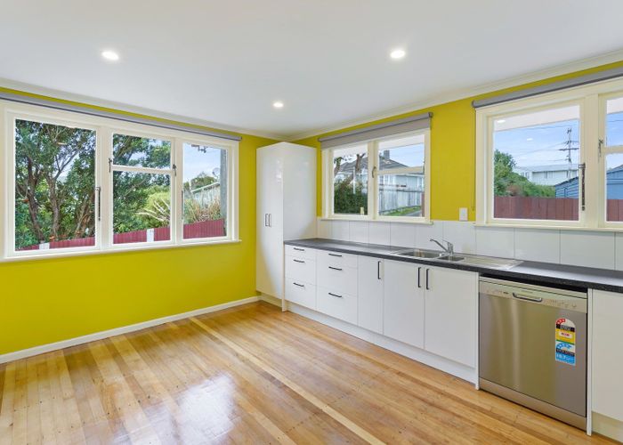  at 5 Cheshire Street, Cannons Creek, Porirua, Wellington