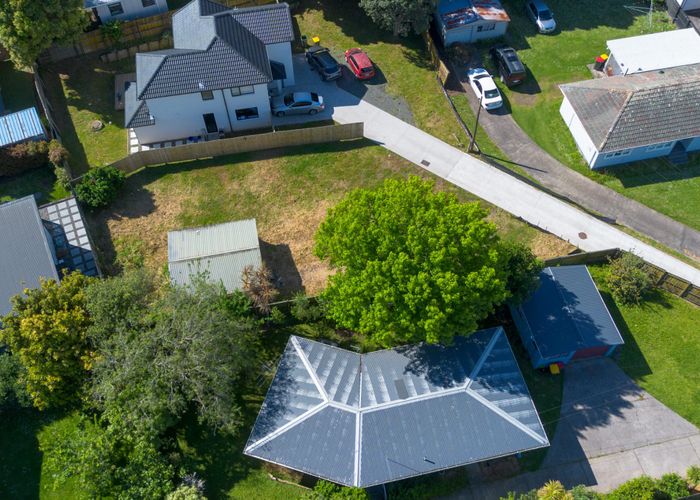  at 19 Toatoa Place, Mangere Bridge, Manukau City, Auckland