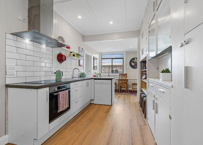  at 14 Sanders Avenue, Westown, New Plymouth, Taranaki