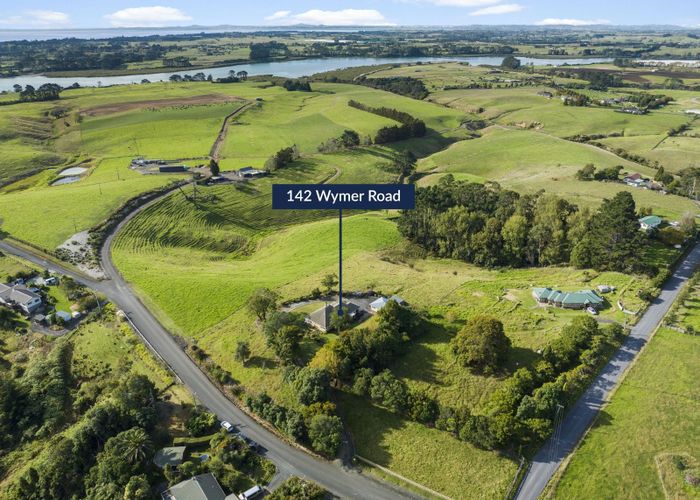  at 142 Wymer Road, Waiuku