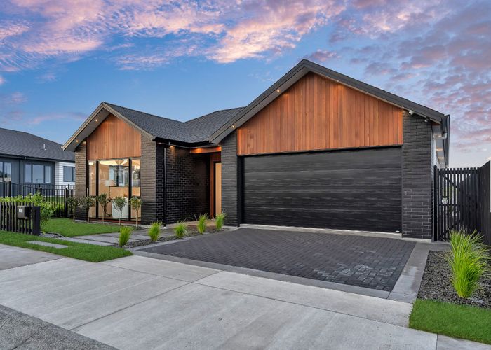  at 51 Tipu Cres, Milldale, Rodney, Auckland