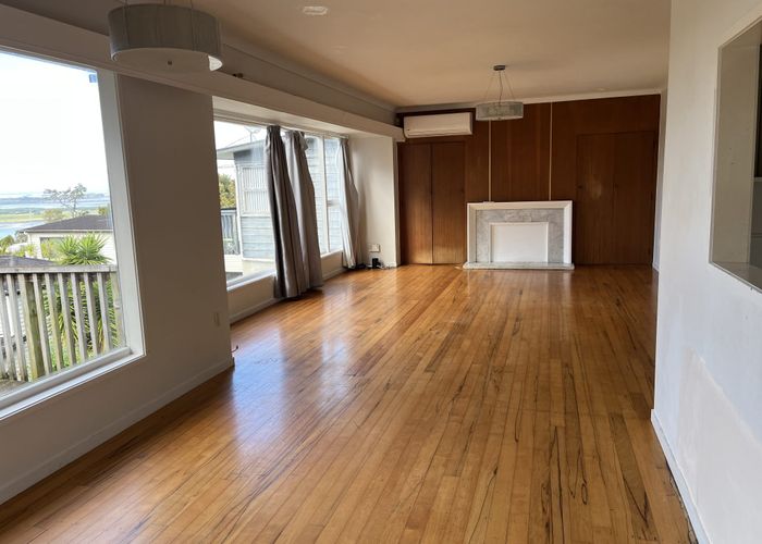  at 216 Hillsborough Road, Hillsborough, Auckland City, Auckland