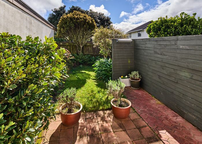  at 13 Tamahine Street, Maupuia, Wellington