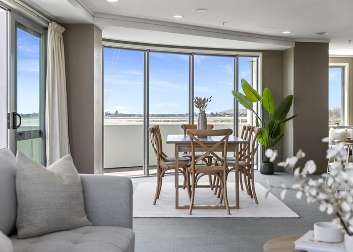 For sale 703/72 Devonport Road, City Centre, Tauranga, Bay Of Plenty