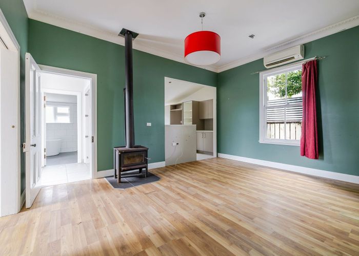  at 6 Charles Cross Street, Longburn, Palmerston North, Manawatu / Whanganui