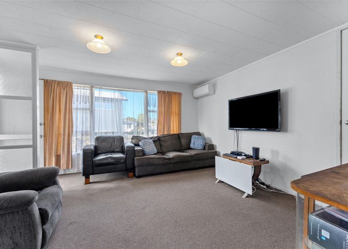  at 144 Mahia Road, Wattle Downs, Manukau City, Auckland