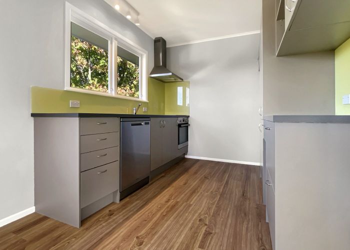  at 52 Cyclarama Crescent, Massey, Waitakere City, Auckland