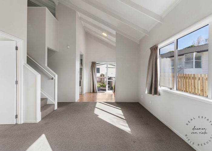  at 52 Moncrieff Avenue, Clendon Park, Manukau City, Auckland