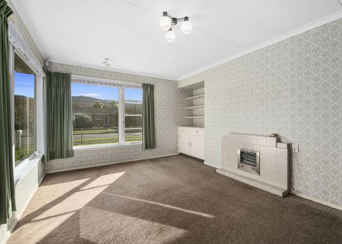  at 33 Marion Street, Silverstream, Upper Hutt