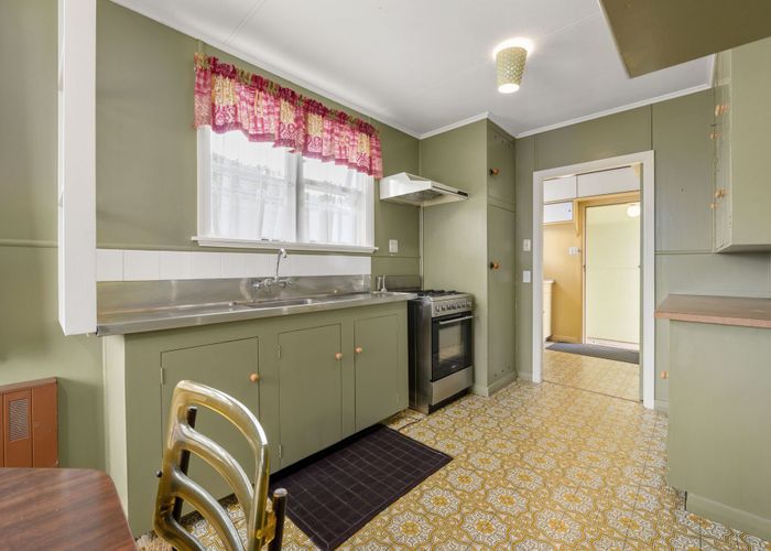  at 53 Kenney Crescent, Fairfield, Hamilton