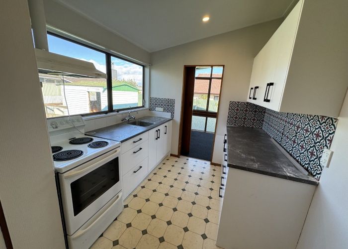  at 4B Leicester Avenue, Tamatea, Napier