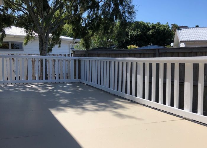  at Blenheim St, Glenfield, North Shore City, Auckland