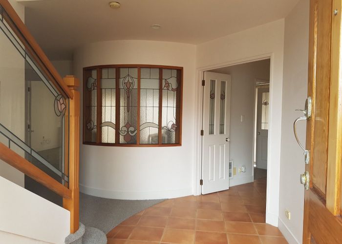  at 5 Kenmure Avenue, Forrest Hill, North Shore City, Auckland