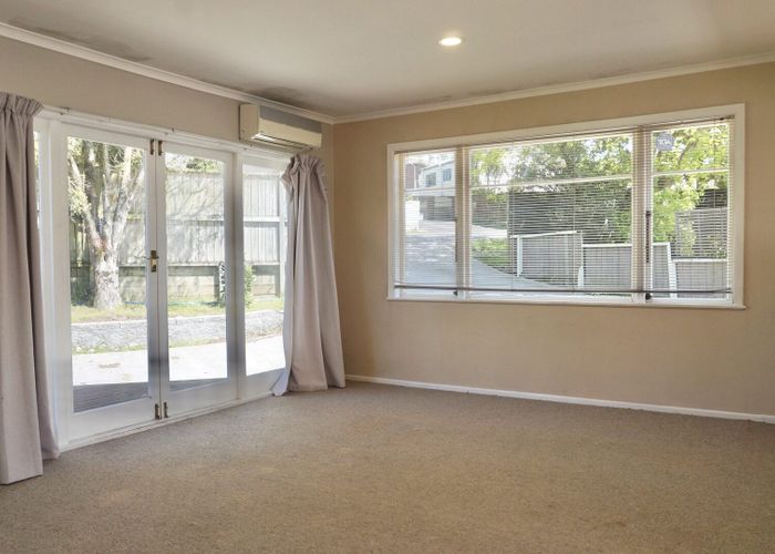  at 46 Botany Road, Botany Downs, Manukau City, Auckland