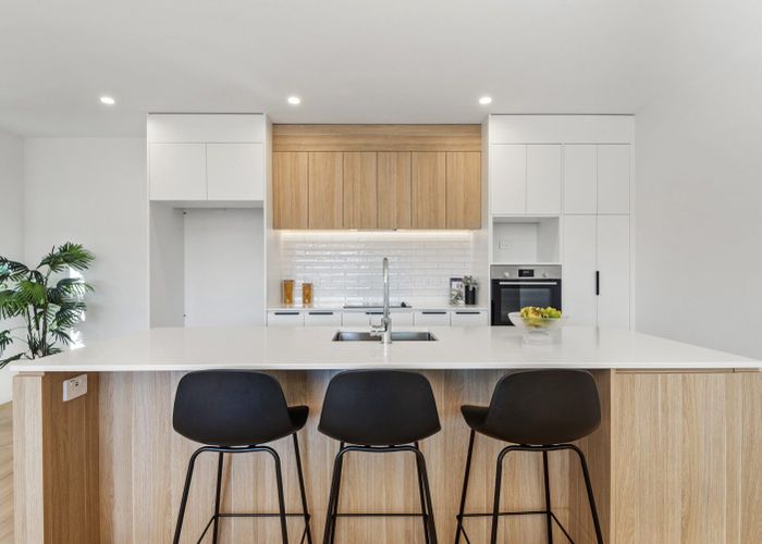  at 6 Koinaki Road, Stonefields, Auckland City, Auckland