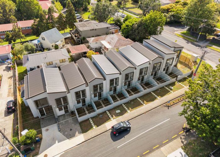  at Lot 1/82 College Road, Northcote, North Shore City, Auckland