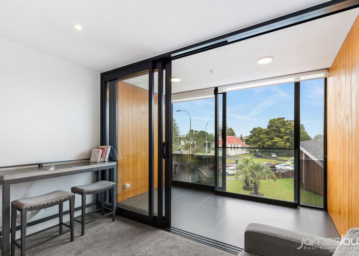  at 205/1 Buscomb Avenue, Henderson, Waitakere City, Auckland