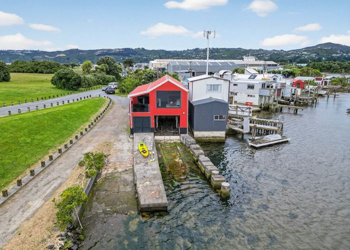  at Boat Shed/19 Hikoikoi Reserve, Marine Parade, Petone, Lower Hutt, Wellington
