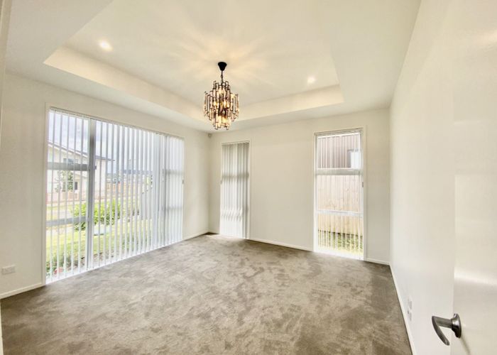  at 71 Hayfield Way, Karaka, Papakura