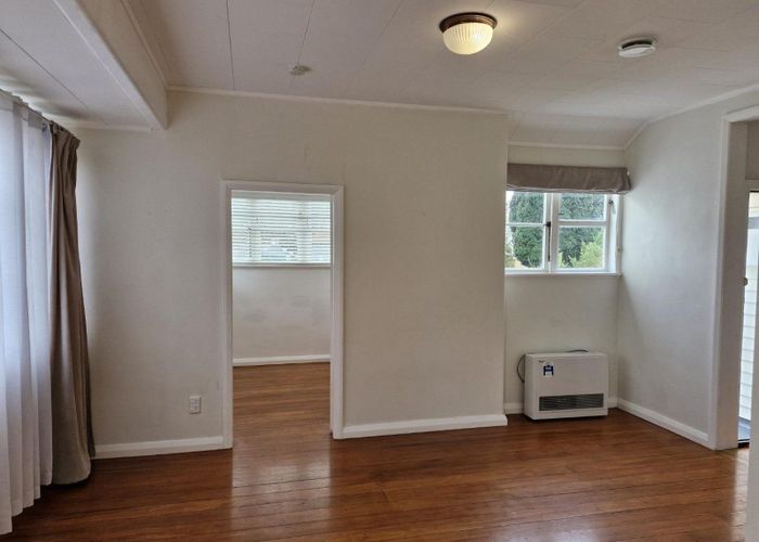  at 11 Clovelly Street, Brooklands, New Plymouth, Taranaki