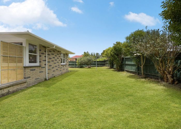  at 19B Kensington Place, Fairfield, Hamilton