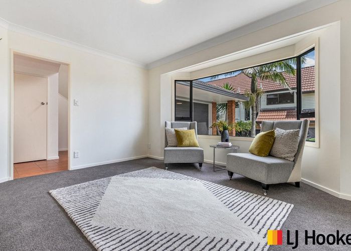  at 38 Wairere Road, The Gardens, Auckland