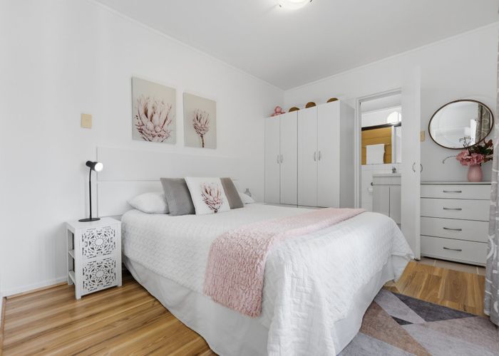  at 61 Wellington Street, Howick, Manukau City, Auckland