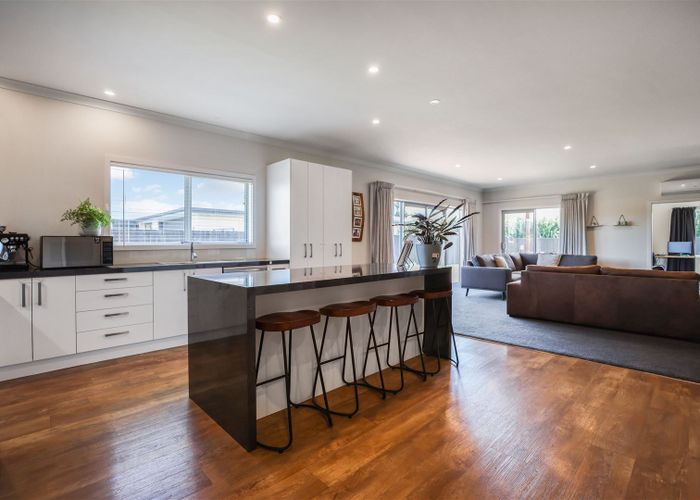  at 2 Waterford Place, Tinwald, Ashburton